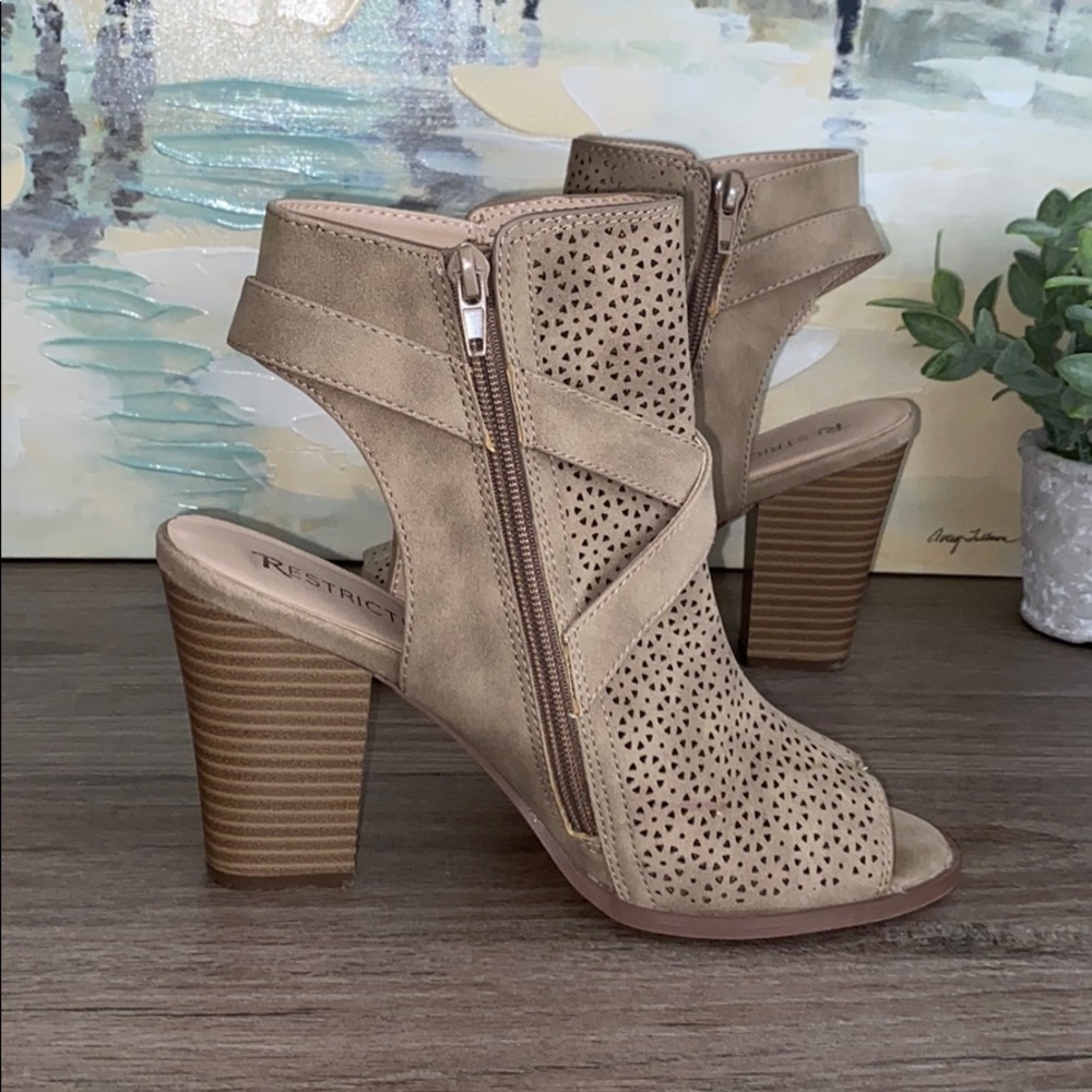 Restricted Booties Open Toe Size 9.5 - image 2